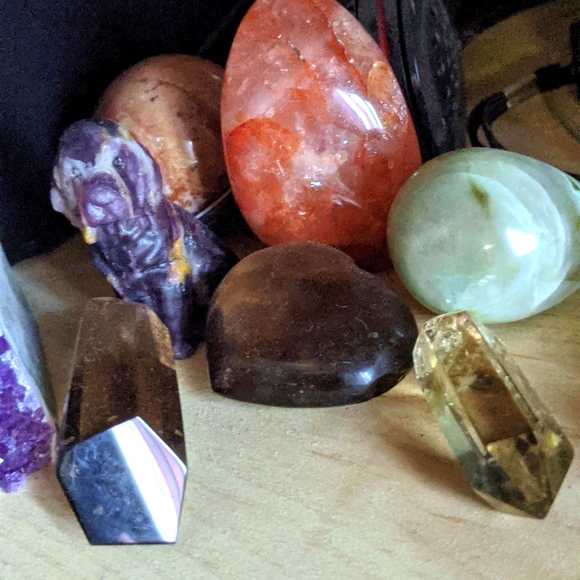 Brownie's Crystal SALE 💎 HELPING OFFSET VET Bills 1year anniversary SHOW - Picture 10 of 13